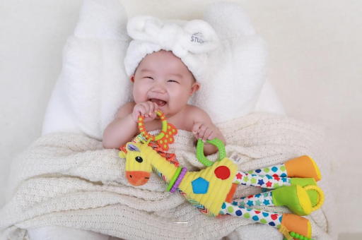 邹平1岁宝宝流鼻涕打喷嚏